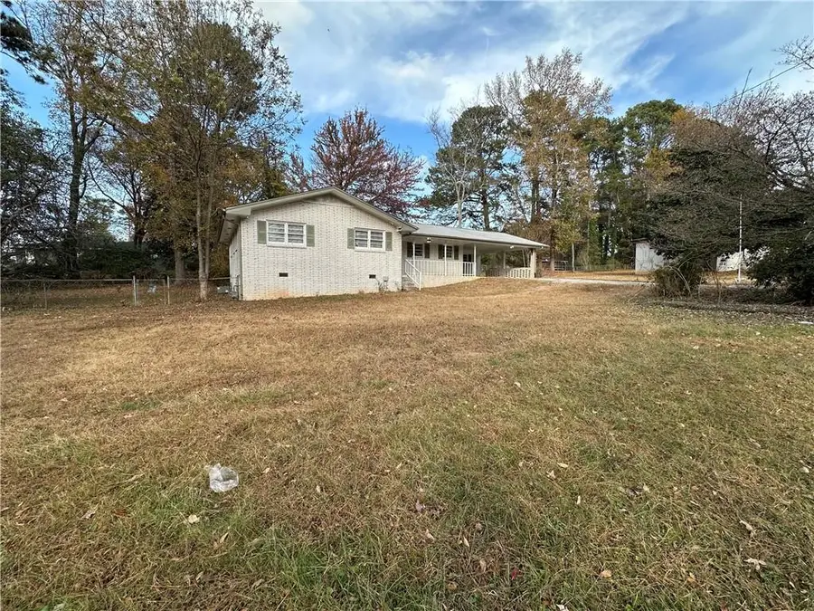 423 Center Circle, Conyers, GA 30094 - Image #3