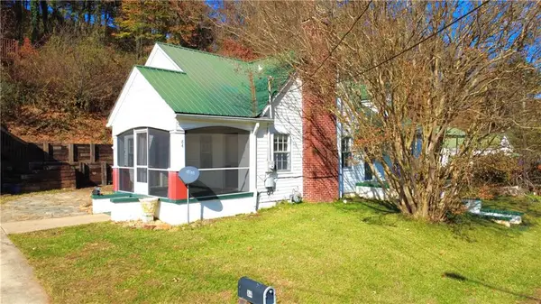 84 Logan Street, Ellijay, GA 30540