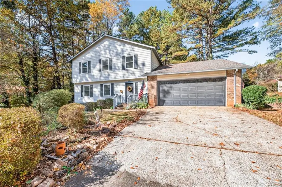 1075 Westchester Drive Sw, Lilburn, GA 30047 - Image #2