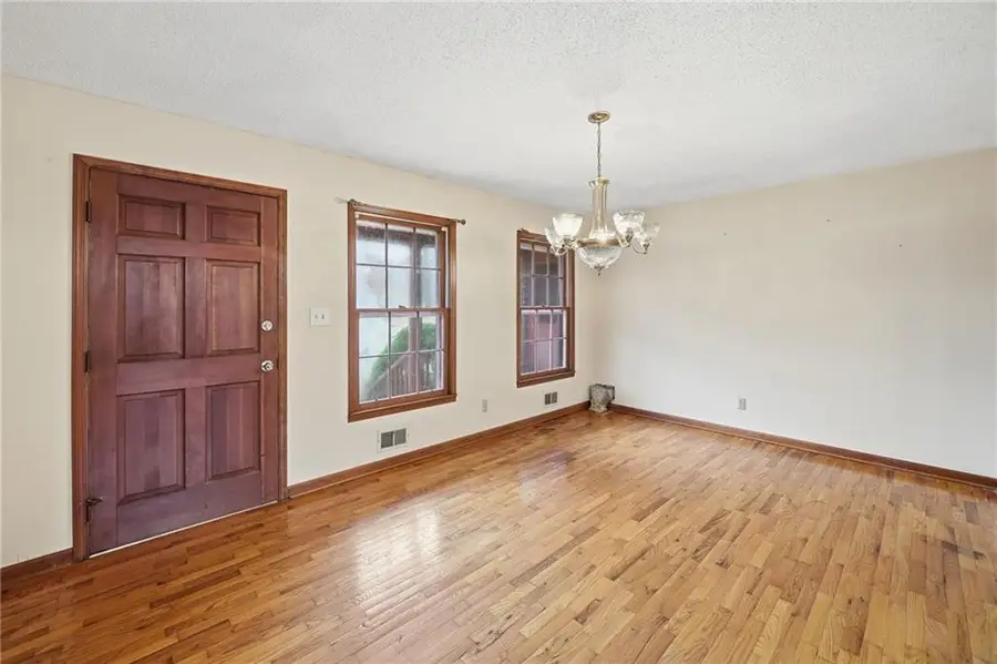 251 Brookwood Drive, Canton, GA 30114 - Image #3