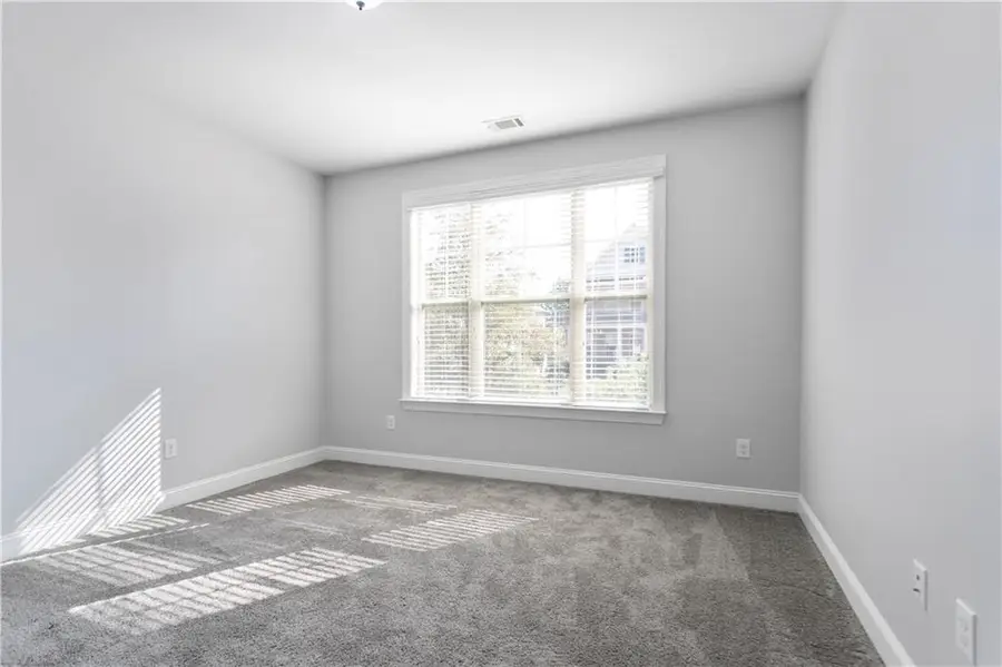 330 La Perla Drive, Sugar Hill, GA 30518 - Image #3