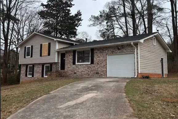 6386 Forester Way, Lithonia, GA 30038 - Image #2