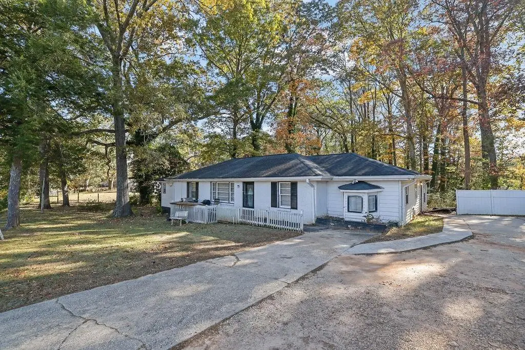 804 Rowland Road, Stone Mountain, GA 30083 - Image #1