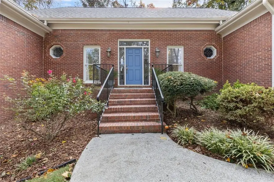 5768 Lost Grove Drive Nw, Lilburn, GA 30047 - Image #2