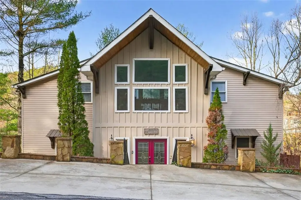 81 Dach Bruecke Gasse, Helen, GA 30545 - #1