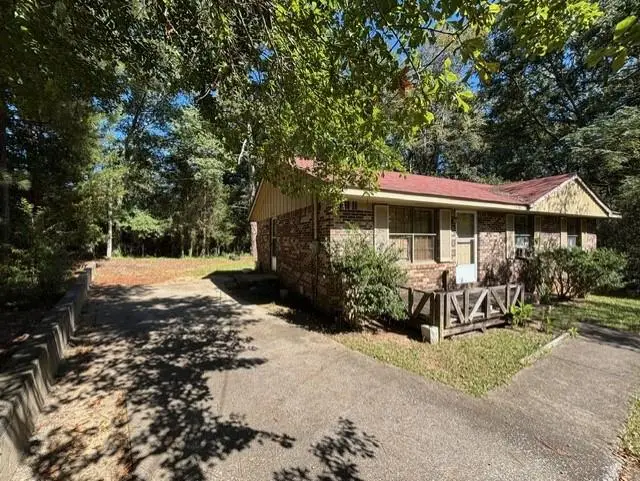 1061 Porter Drive, Elberton, GA 30635 - #2