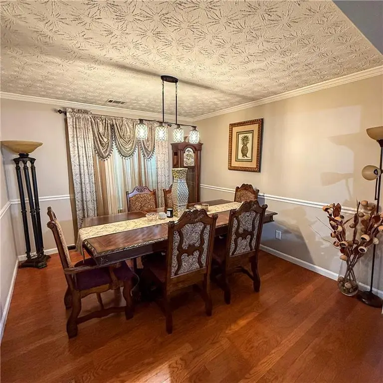 1110 Meadow Walk Avenue, Lawrenceville, GA 30044 - Image #3