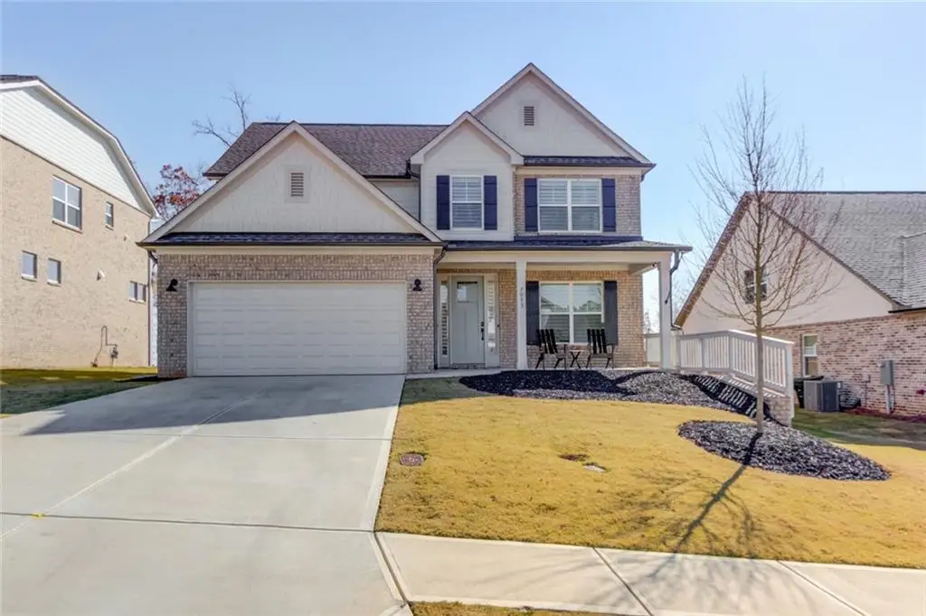 7033 Manchester Drive, Flowery Branch, GA 30542 - Image #1