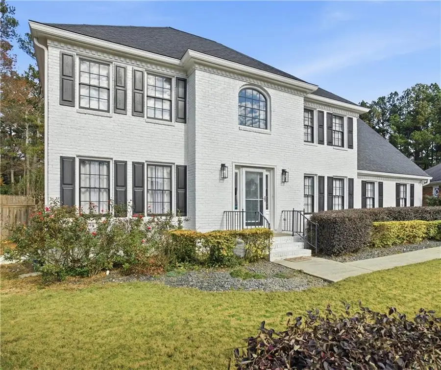 746 Oxford Court Sw, Lilburn, GA 30047 - Image #2