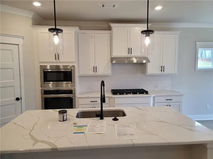 652 Secret Garden Lane, Dacula, GA 30019 - Image #3