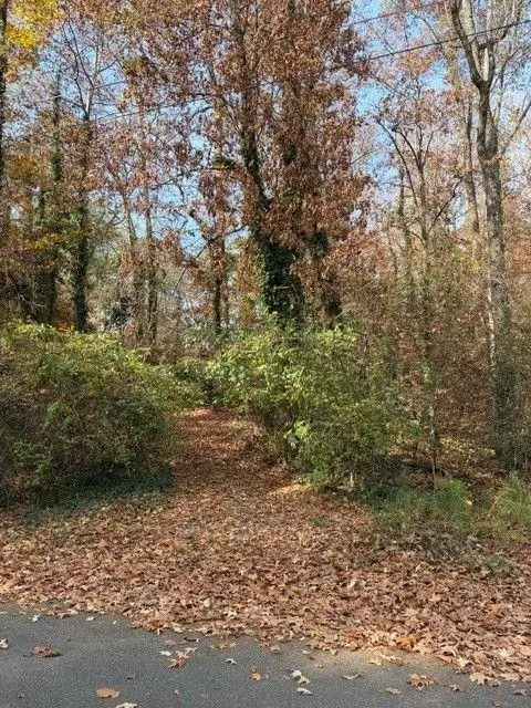 110 Robin Road Se, Marietta, GA 30067 - Image #1