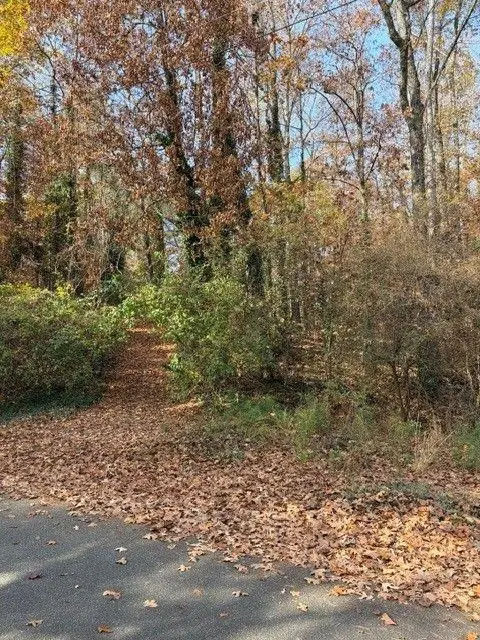 110 Robin Road Se, Marietta, GA 30067 - Image #2