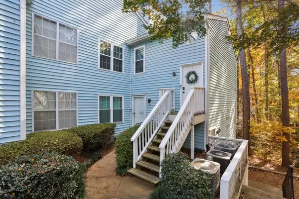 408 Glenleaf Drive, Peachtree Corners, GA 30092