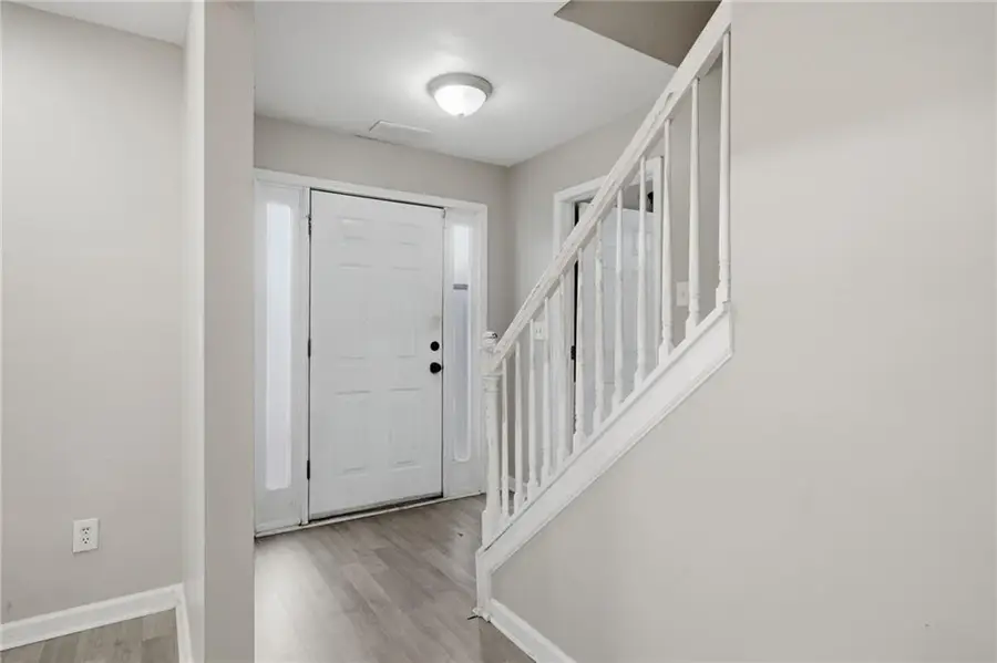 3301 Pine Grove Circle Se, Atlanta, GA 30316 - Image #3