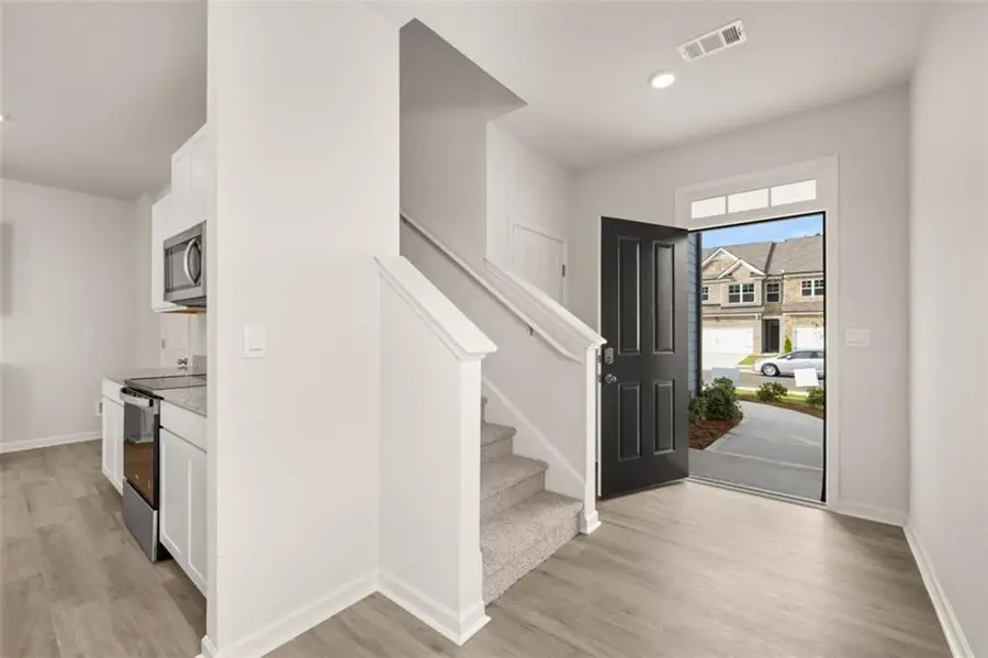 4436 Manor Hill Drive, Union City, GA 30291 - Image #3