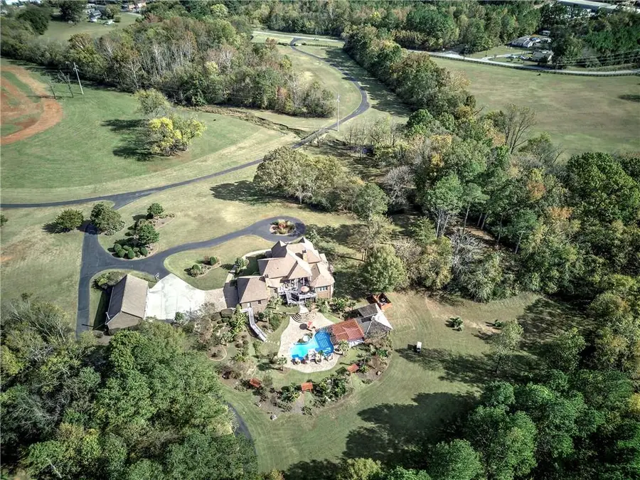 353 Old Tennessee Highway Ne, White, GA 30184 - Image #2