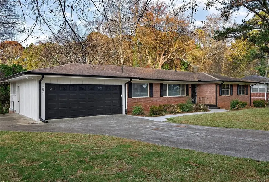 201 E Simon Terrace Nw, Atlanta, GA 30318 - Image #2