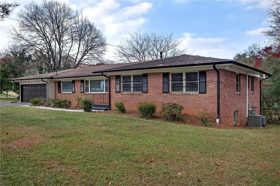 201 E Simon Terrace Nw, Atlanta, GA 30318 - Image #3