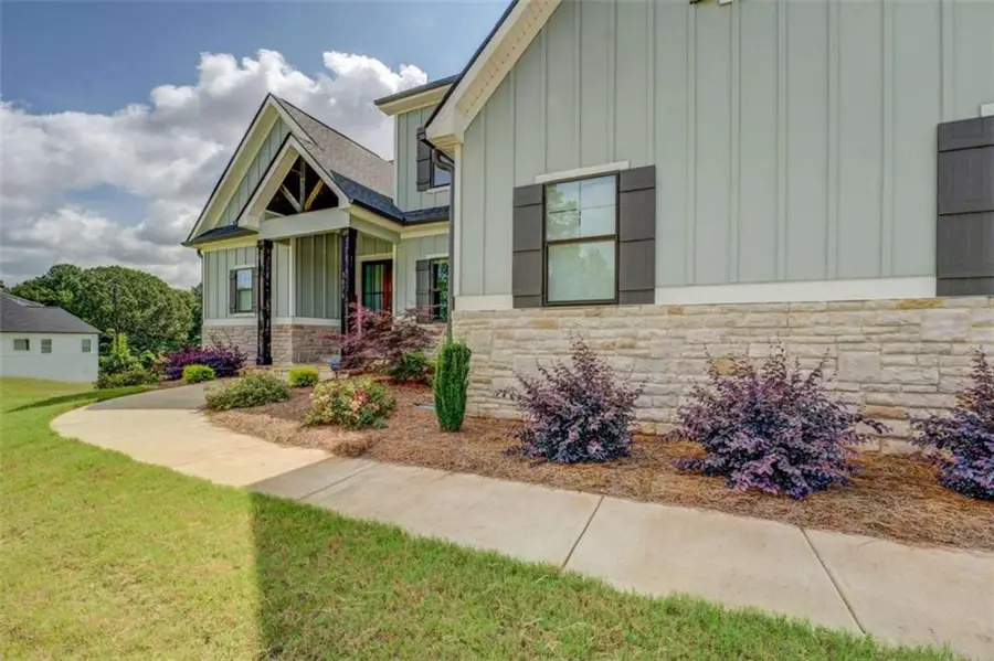 3076 East Lake Road, McDonough, GA 30252 - #2