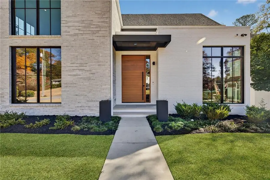 4795 Merlendale Court, Atlanta, GA 30327 - Image #2