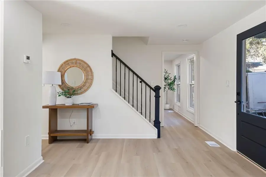 150 N Pond Court, Roswell, GA 30076 - Image #2