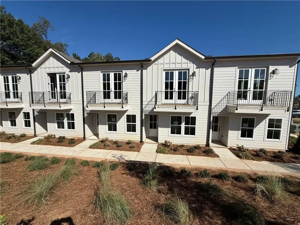 1393 Breezy Circle Se #85, Atlanta, GA 30315 - Image #1