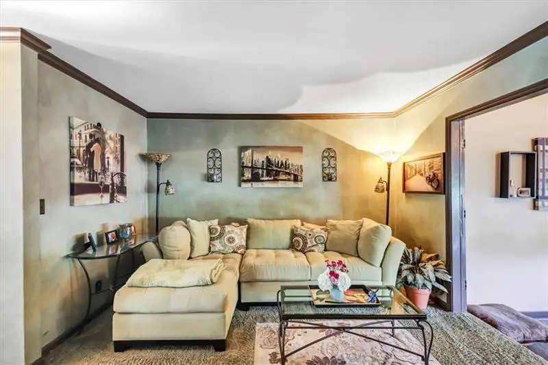 68 Montre Square Nw, Atlanta, GA 30327 - #3