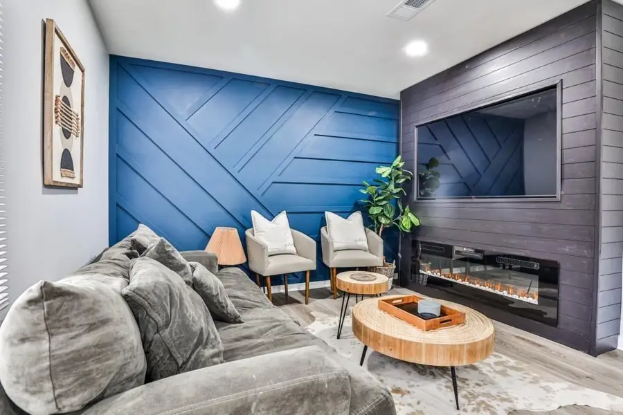 15 Pine Canyon Drive Sw, Atlanta, GA 30331 - Image #2