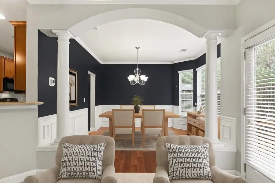 221 Stone Park Drive, Woodstock, GA 30188 - Image #3