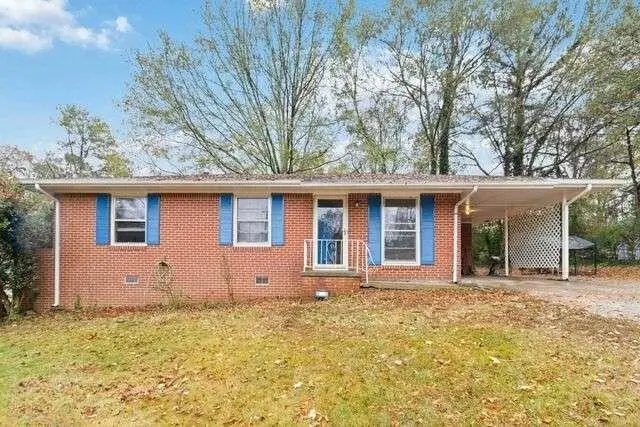 913 Longleaf Drive, Forest Park, GA 30297 - Image #1