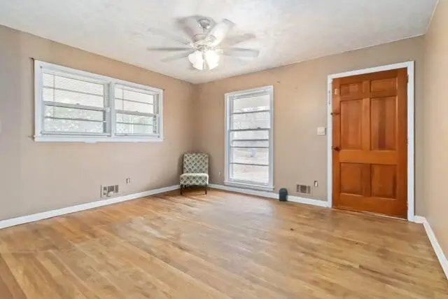 913 Longleaf Drive, Forest Park, GA 30297 - Image #3