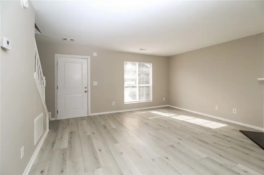 5707 Wells Circle, Stone Mountain, GA 30087 - #2