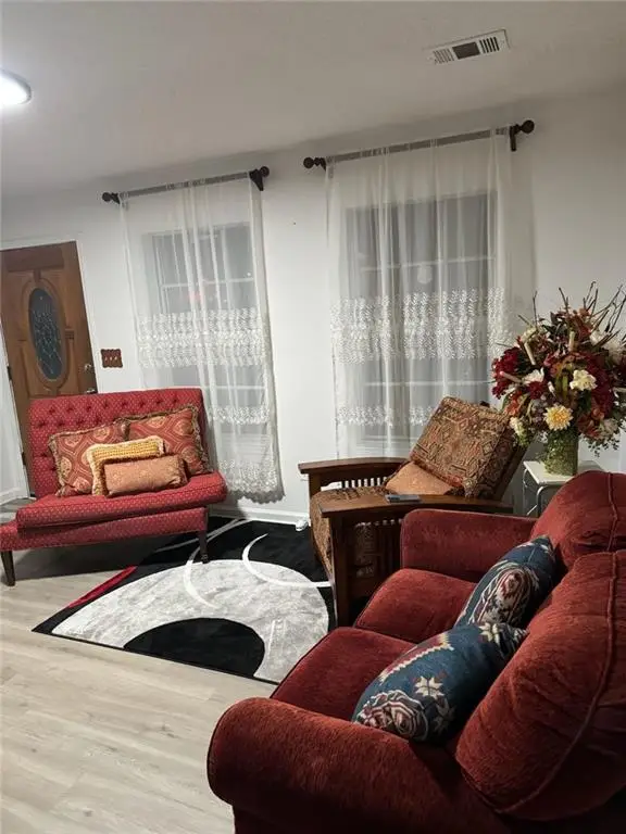 328 NE Roosevelt Circle, Marietta, GA 30060 - Image #2