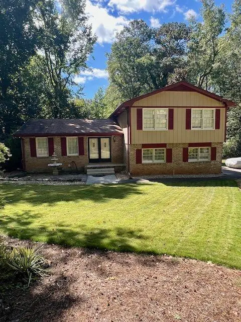 725 Navarre Drive, Stone Mountain, GA 30087 - #1