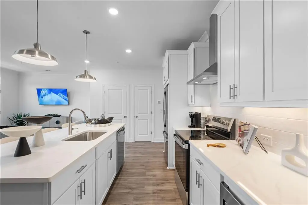 502 Alice Way #D21, Cumming, GA 30040 - Image #1