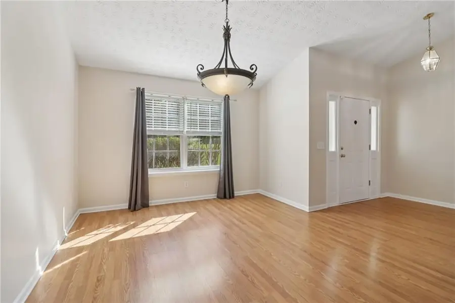 1038 River Plantation Drive, Woodstock, GA 30188 - Image #3