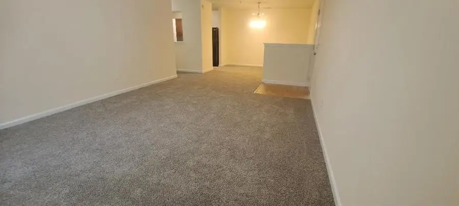 7104 Fairington Ridge Circle, Lithonia, GA 30038 - Image #3