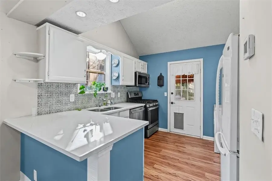 1351 Yorkshire Lane, Woodstock, GA 30188 - Image #2