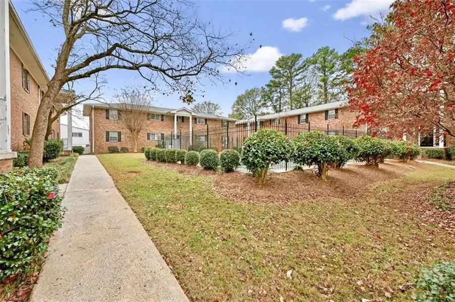 315 Hilderbrand Drive #B4, Sandy Springs, GA 30328 - #2