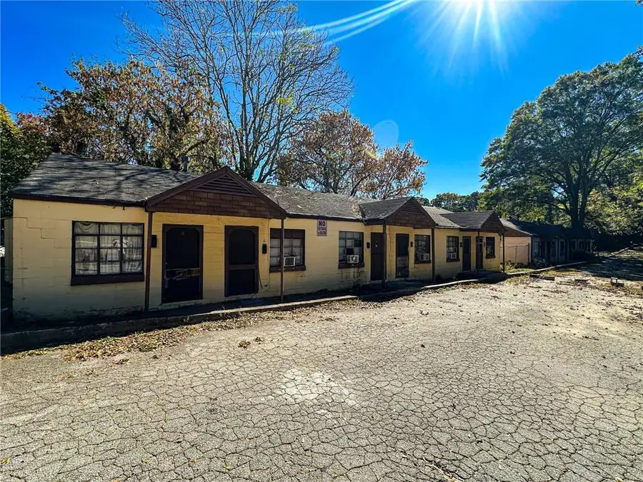 566 University Avenue Sw, Atlanta, GA 30310 - Image #2