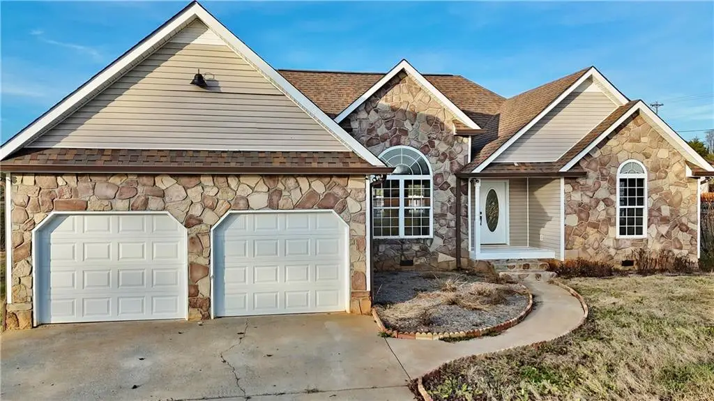 4389 N 225 Highway, Chatsworth, GA 30705 - Image #1