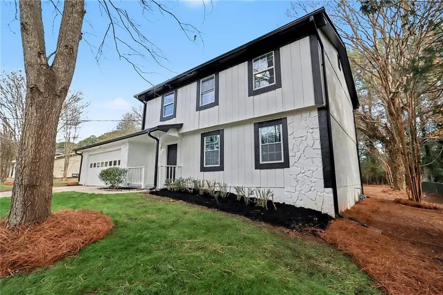 432 Rock Meadow Drive, Stone Mountain, GA 30088 - Image #2