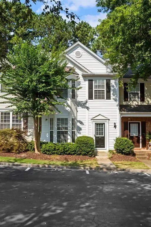 10900 Wittenridge Drive #J8, Alpharetta, GA 30022