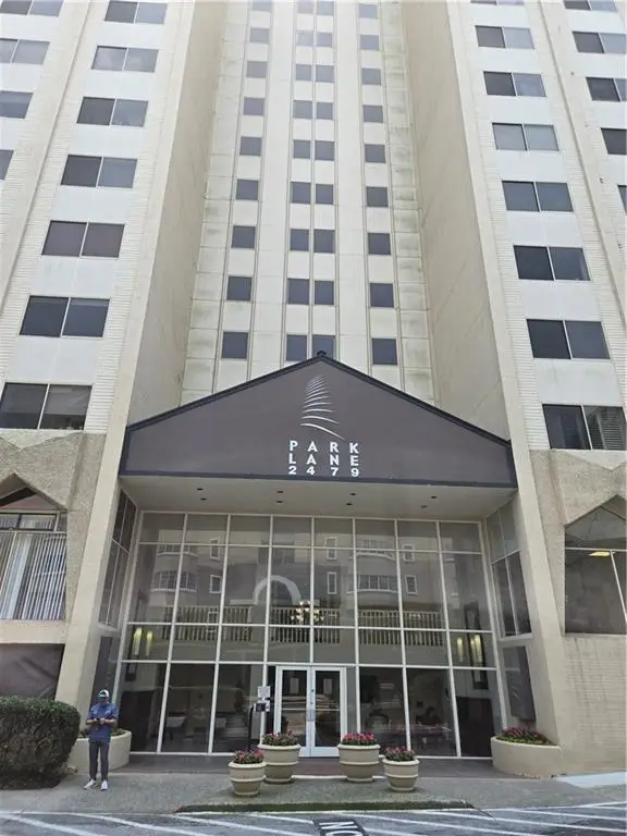 2479 Peachtree Road Ne #902, Atlanta, GA 30305