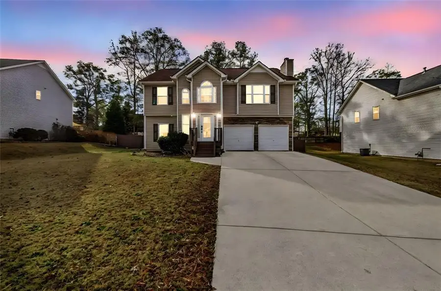 8448 Brook Lake Lane, Douglasville, GA 30134 - Image #2