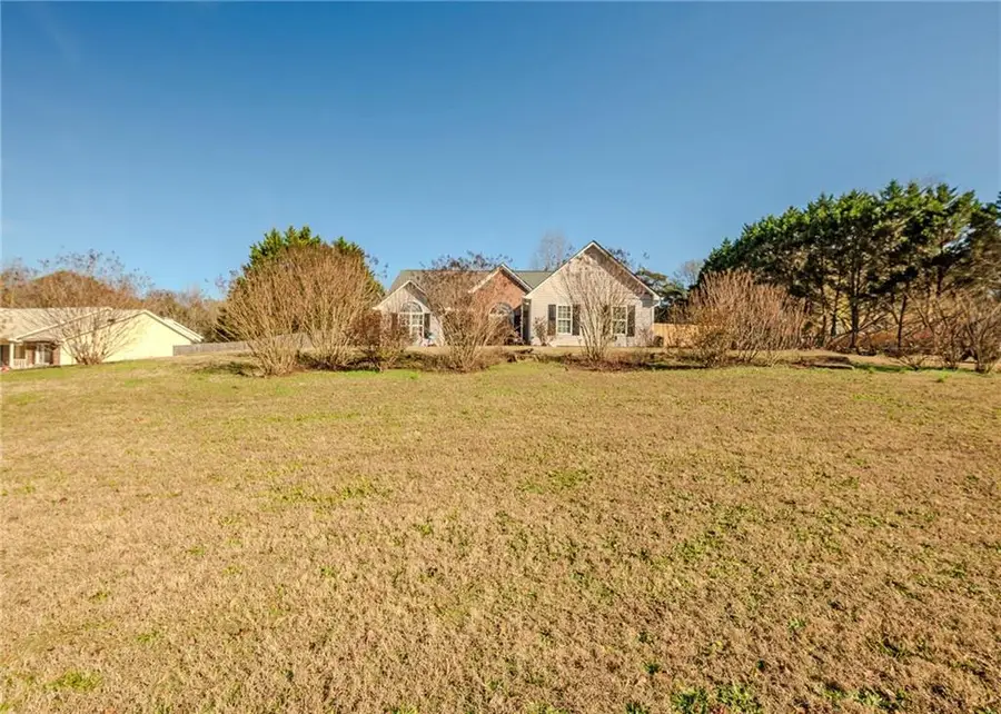 160 Glenn Fuller Circle, Commerce, GA 30529 - Image #3