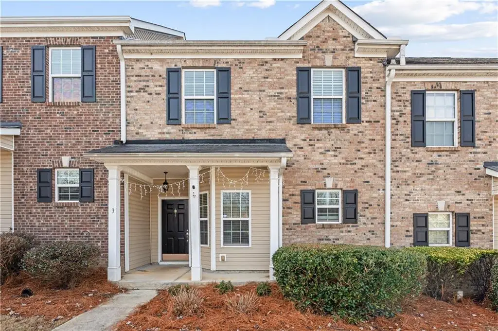 141 Mill Pond Crossing #L3, Carrollton, GA 30116 - Image #1