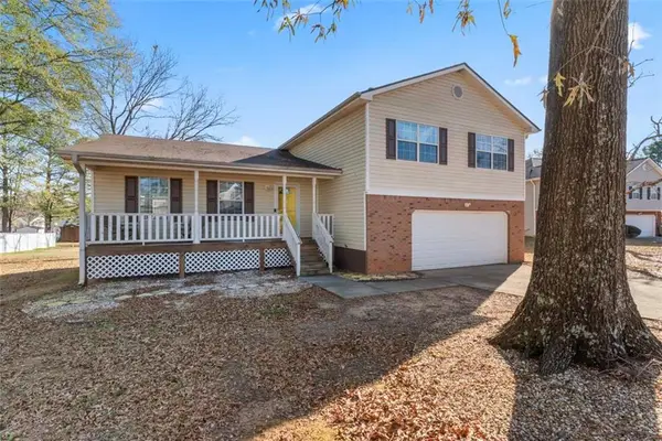 5370 Queen Ester Court, Ellenwood, GA 30294