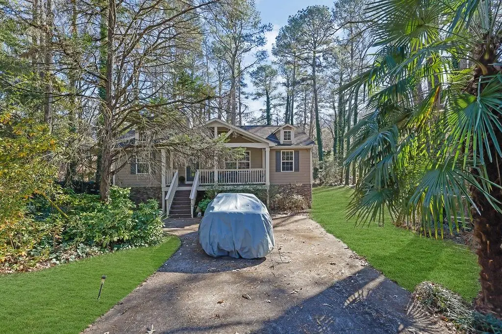 108 Jennifer Lane Nw, Lilburn, GA 30047 - Image #1