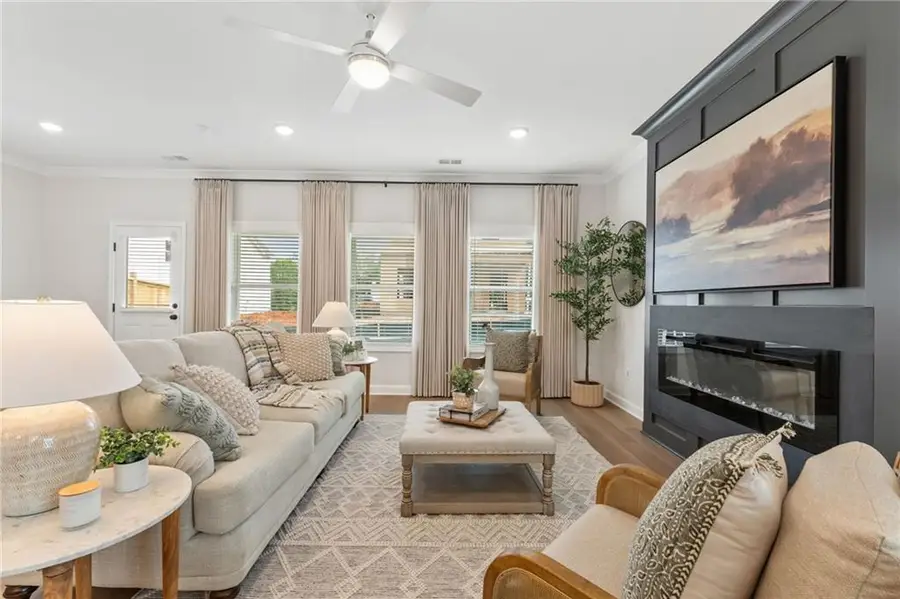 220 Dahlia Drive, Woodstock, GA 30188 - Image #2